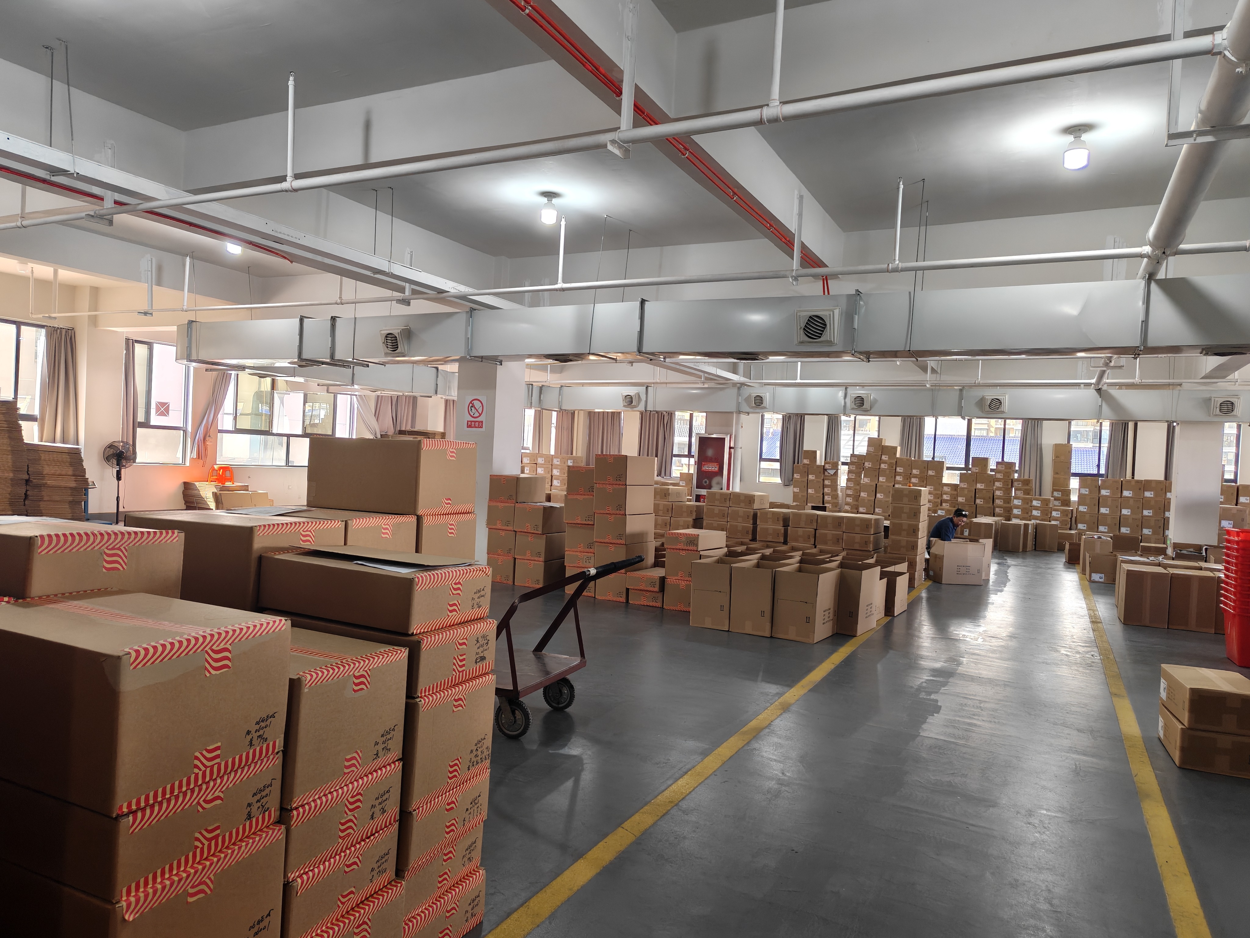 Branding and packaging support